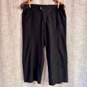 SUGOI Adjustable Waist Cropped Lightweight Outdoor Athletic Cycling Pants Size M